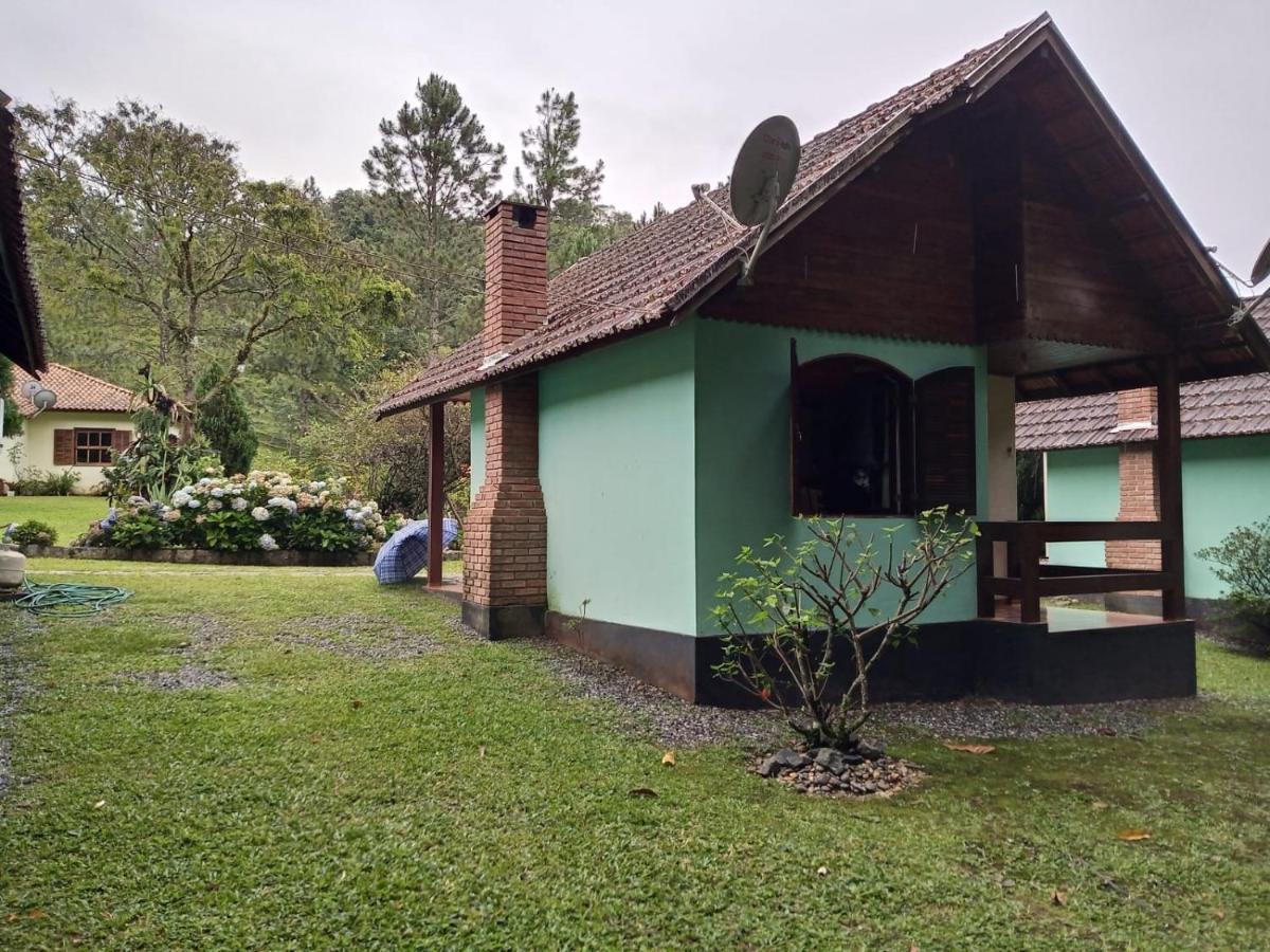 Pousada Sitio Dos Pinhais Visconde De Maua Ruang foto